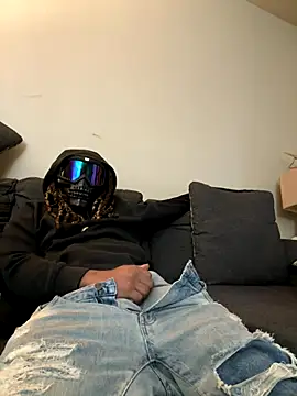 Snapshot of Vito_lovefans chatting on November 10, 2025, 2:11 pm Vito lovefans online show from November 10, 2025, 2:11 pm