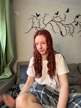 Hera Mark online show from November 27, 2025, 5:52 am