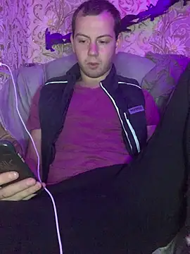 Snapshot of sal0mka chatting on October 17, 2025, 3:58 pm sal0mka online show from October 17, 2025, 3:58 pm