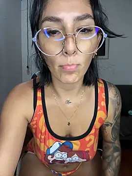 Snapshot of SOY_NOOA chatting on April 15, 2026, 2:50 am SOY NOOA online show from April 15, 2026, 2:50 am