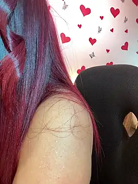 Snapshot of Nicol_V chatting on February 20, 2026, 5:15 am Nicol V online show from February 20, 2026, 5:15 am