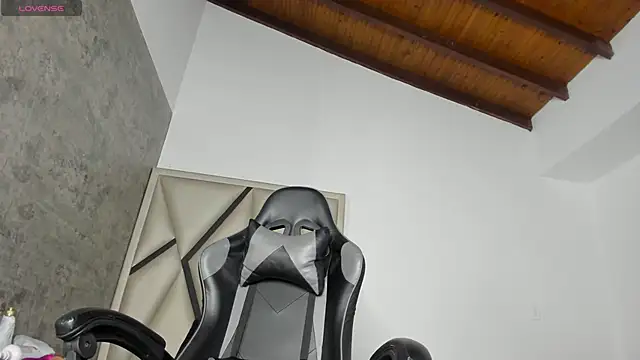 Euphoria 07 online show from November 29, 2025, 3:39 am