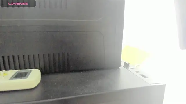 Lady miss    online show from March 27, 2026, 12:06 pm