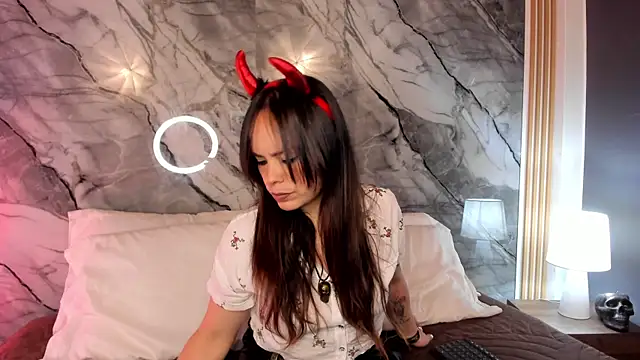 Snapshot of Astridhotman chatting on October 31, 2025, 6:59 pm Astridhotman online show from October 31, 2025, 6:59 pm