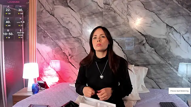 Snapshot of Astridhotman chatting on September 16, 2025, 7:37 pm Astridhotman online show from September 16, 2025, 7:37 pm