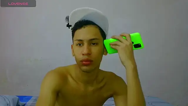 dylan apol0 online show from April 11, 2026, 12:40 am