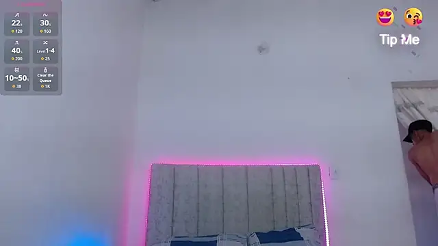 Ethanho0t online show from June 19, 2026, 6:25 pm