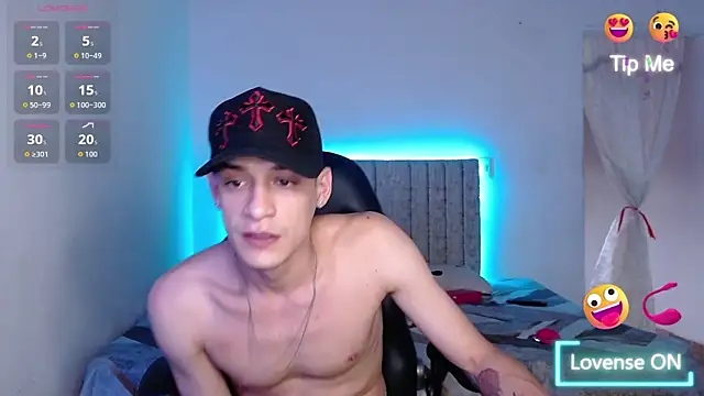 Snapshot of Ethanho0t chatting on May 29, 2026, 6:47 pm Ethanho0t online show from May 29, 2026, 6:47 pm