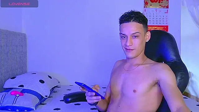 Ethanho0t online show from July 28, 2026, 5:56 pm