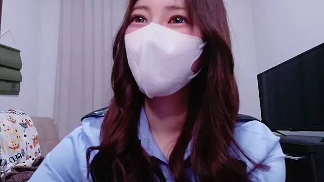 MOEMOE-Q online show from May 5, 2026, 4:54 pm