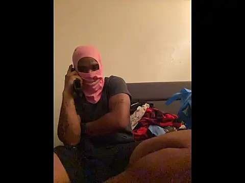 willie896 online show from November 21, 2025, 10:03 am