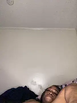 Snapshot of Sunflower_Synns chatting on September 28, 2025, 11:06 am Sunflower Synns online show from September 28, 2025, 11:06 am