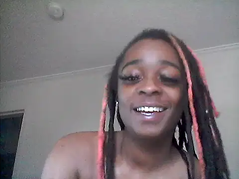 Snapshot of Sunflower_Synns chatting on September 14, 2025, 6:52 pm Sunflower Synns online show from September 14, 2025, 6:52 pm