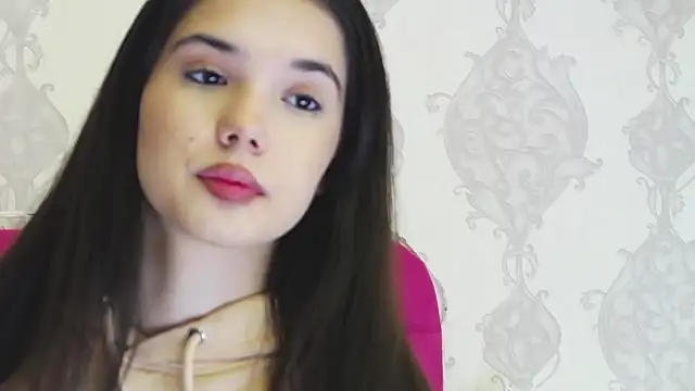 AlexisDevine online show from May 16, 2026, 4:33 am