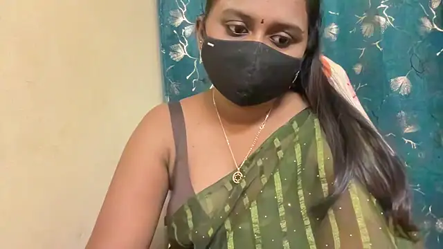 Pavani-Sexy online show from May 6, 2026, 5:50 pm