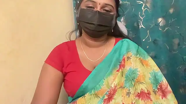 Pavani-Sexy online show from May 22, 2026, 6:06 pm