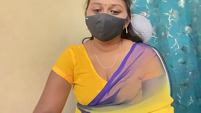 Pavani-Sexy online show from May 26, 2026, 7:39 am