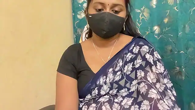 Pavani-Sexy online show from May 1, 2026, 6:35 pm