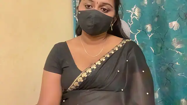 Pavani-Sexy online show from May 23, 2026, 6:51 pm