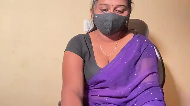 Pavani-Sexy online show from May 24, 2026, 7:03 pm