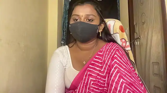 Pavani-Sexy online show from March 21, 2026, 4:44 pm