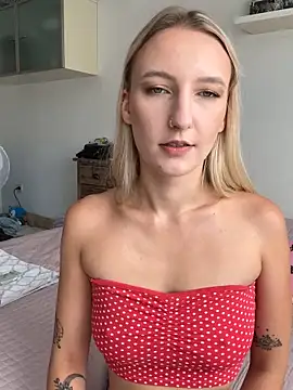 NattieBoo online show from June 7, 2026, 1:49 pm