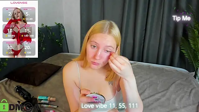 Anna Chelsea online show from October 24, 2025, 1:04 am