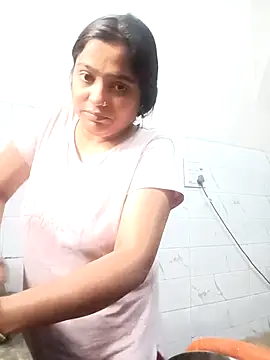 Trisha 71 online show from November 4, 2025, 2:15 am