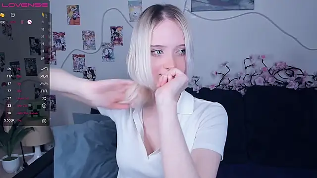 Snapshot of Megan--chan chatting on February 20, 2026, 5:59 pm Megan--chan online show from February 20, 2026, 5:59 pm