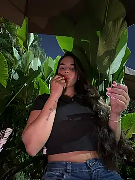 BellaLeclair online show from March 13, 2026, 11:43 pm