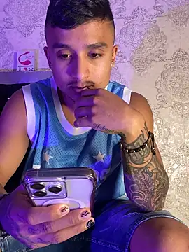 ThiagoBlaze online show from March 14, 2026, 12:33 pm