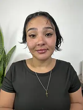 Snapshot of meli__brown chatting on March 27, 2026, 5:16 am meli brown online show from March 27, 2026, 5:16 am