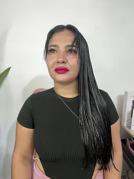 Snapshot of meli__brown chatting on April 11, 2026, 5:15 am meli brown online show from April 11, 2026, 5:15 am