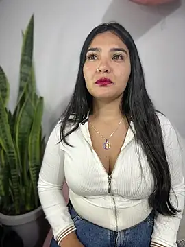 meli  brown online show from May 31, 2026, 5:46 am