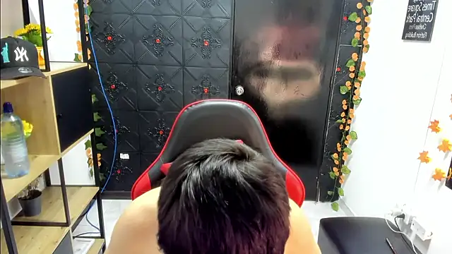 Snapshot of _Hannah_Hot chatting on February 28, 2026, 2:33 am Hannah Hot online show from February 28, 2026, 2:33 am