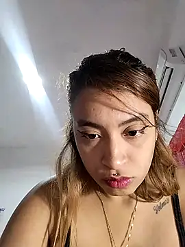 shanell saenz online show from April 2, 2026, 2:52 am