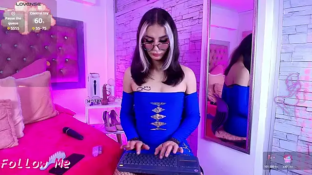 Bonn Glow online show from November 16, 2025, 4:28 am