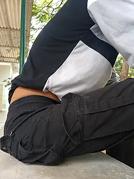 OmeningFurorji online show from October 20, 2025, 5:53 am