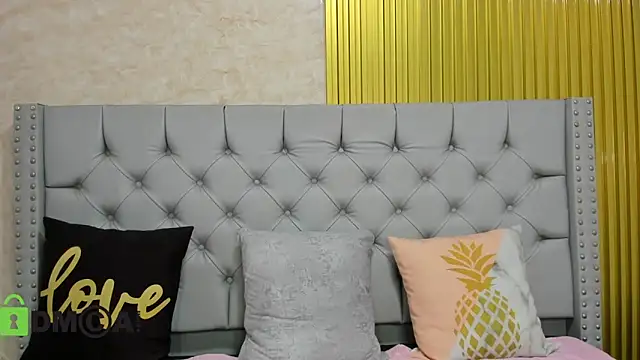 Skarlet 04 online show from November 22, 2025, 3:44 pm