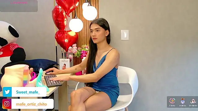 Snapshot of Sweet_Mafe chatting on February 18, 2026, 12:23 pm Sweet Mafe online show from February 18, 2026, 12:23 pm