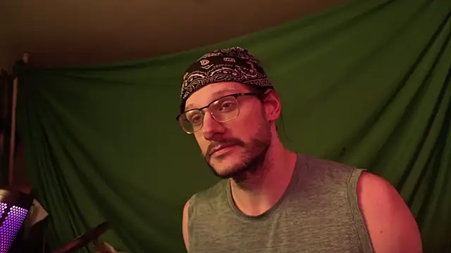 MasterDaddyCool online show from January 9, 2026, 8:27 pm