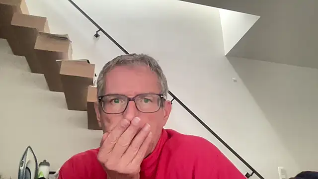 choupipat1 online show from October 30, 2025, 12:25 pm