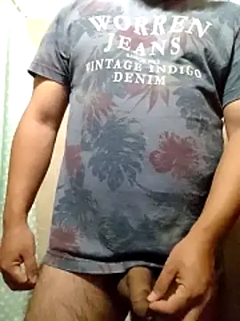 Snapshot of CurableMow chatting on February 25, 2026, 4:18 pm CurableMow online show from February 25, 2026, 4:18 pm