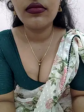 Snapshot of ammu_tlugu chatting on September 22, 2025, 12:11 pm ammu tlugu online show from September 22, 2025, 12:11 pm