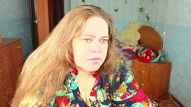 Audrey Aura online show from October 30, 2025, 5:06 am