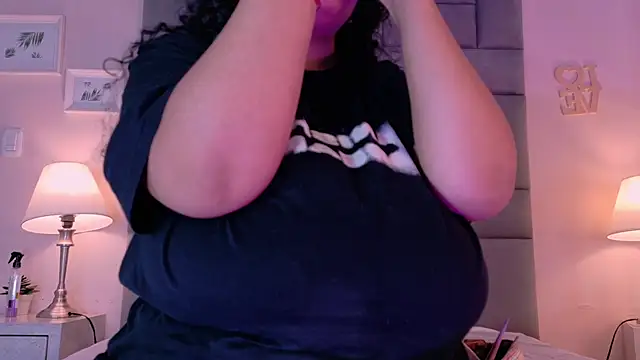 KITY HILL online show from October 13, 2025, 4:25 am