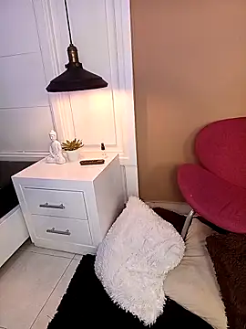 Snapshot of KITY_HILL chatting on March 2, 2026, 7:15 am KITY HILL online show from March 2, 2026, 7:15 am