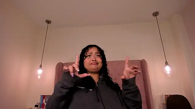 KITY HILL online show from November 21, 2025, 4:55 am