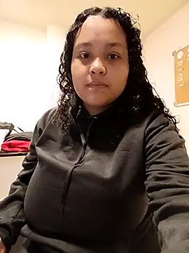 Snapshot of KITY_HILL chatting on April 10, 2026, 1:34 am KITY HILL online show from April 10, 2026, 1:34 am