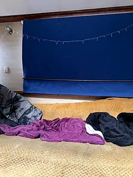 ladyboatlady online show from December 20, 2025, 2:09 pm